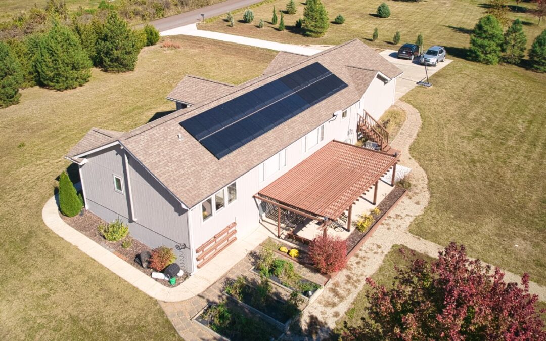 9.38 kW Residential Maxeon Solar Installation in Tonganoxie, Kansas